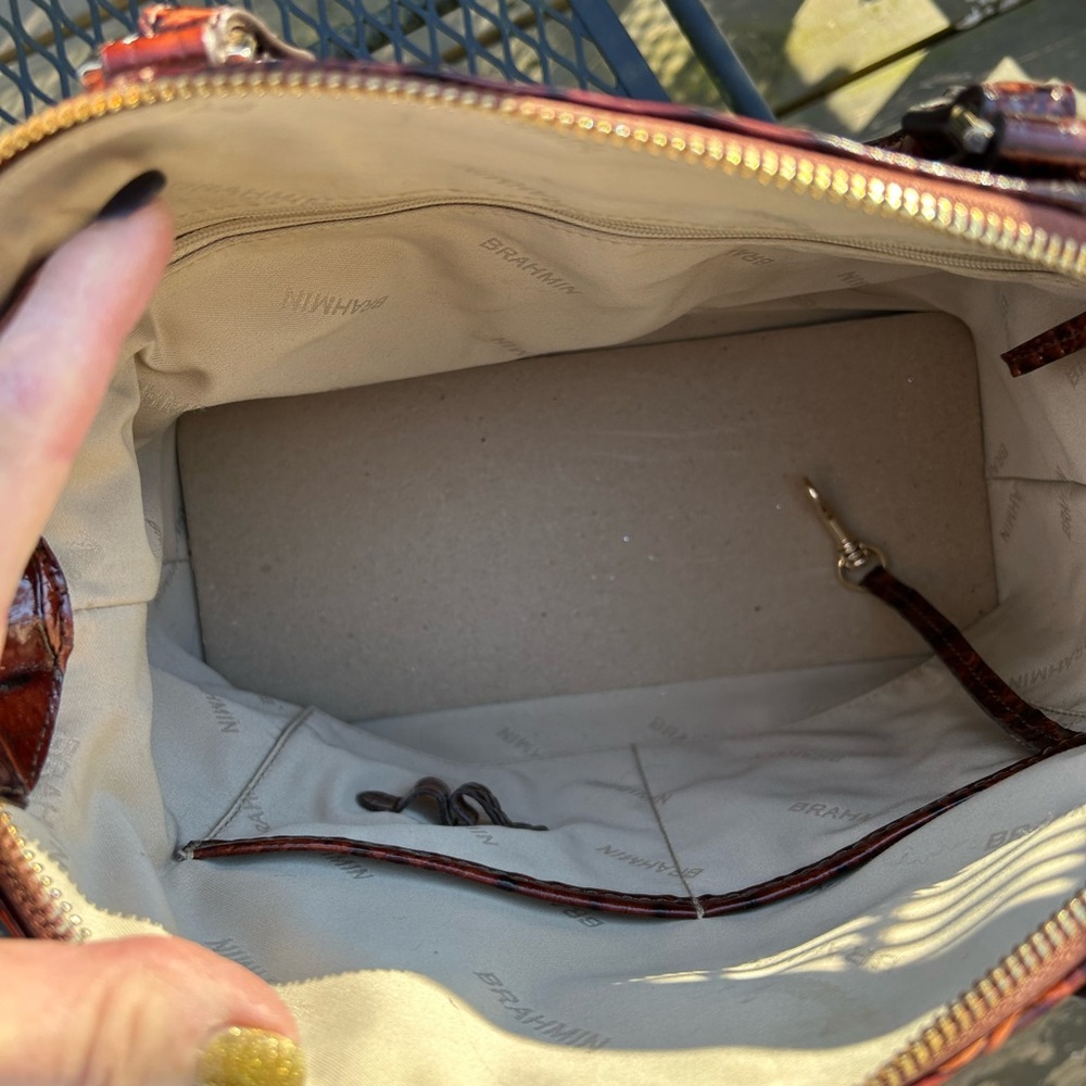 Brahmin Duxbury pecan satchel EUC - Picture 16 of 16